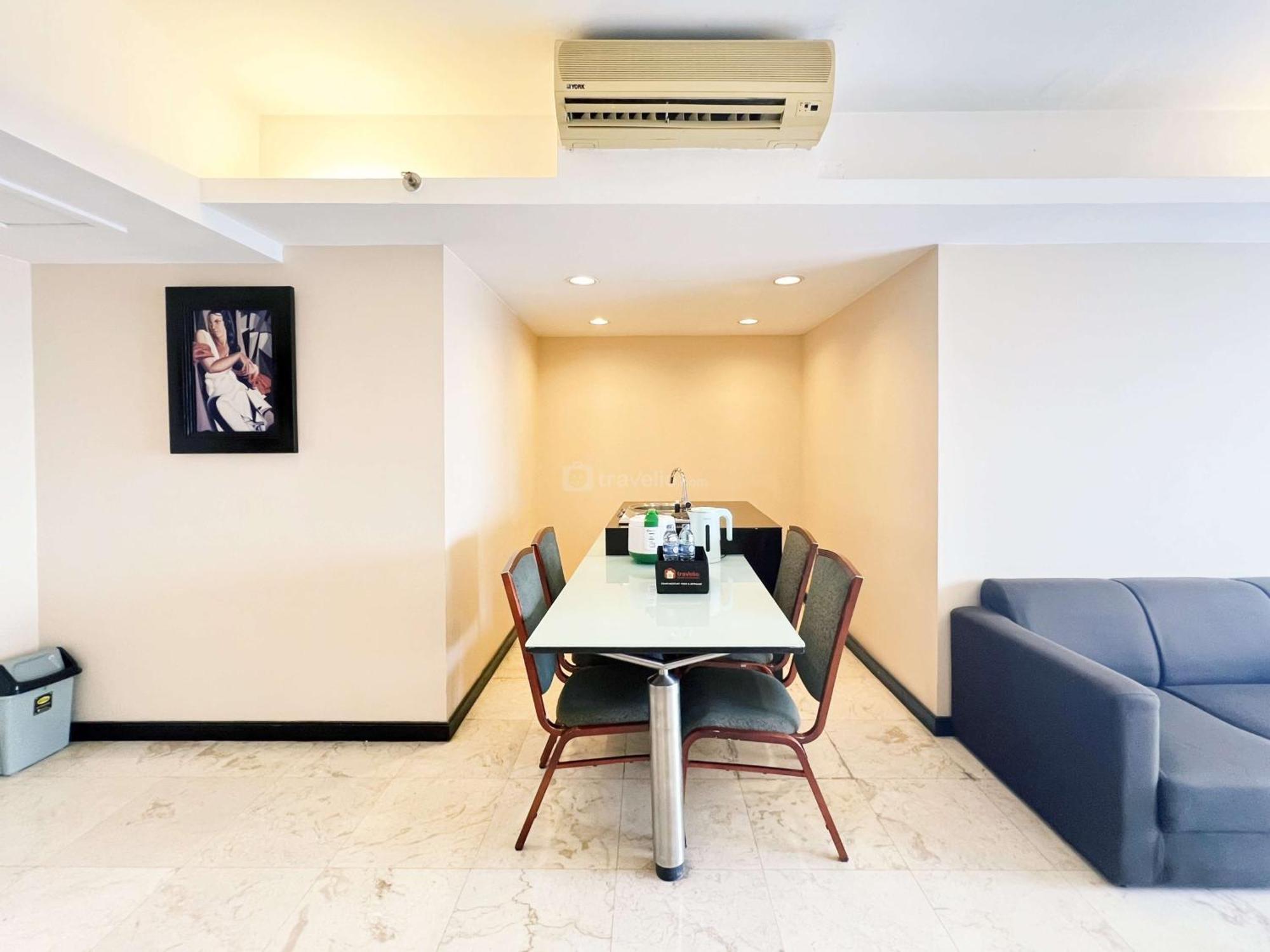 Cozy Living And Spacious 2br Braga Walk By Travelio Apartemen *