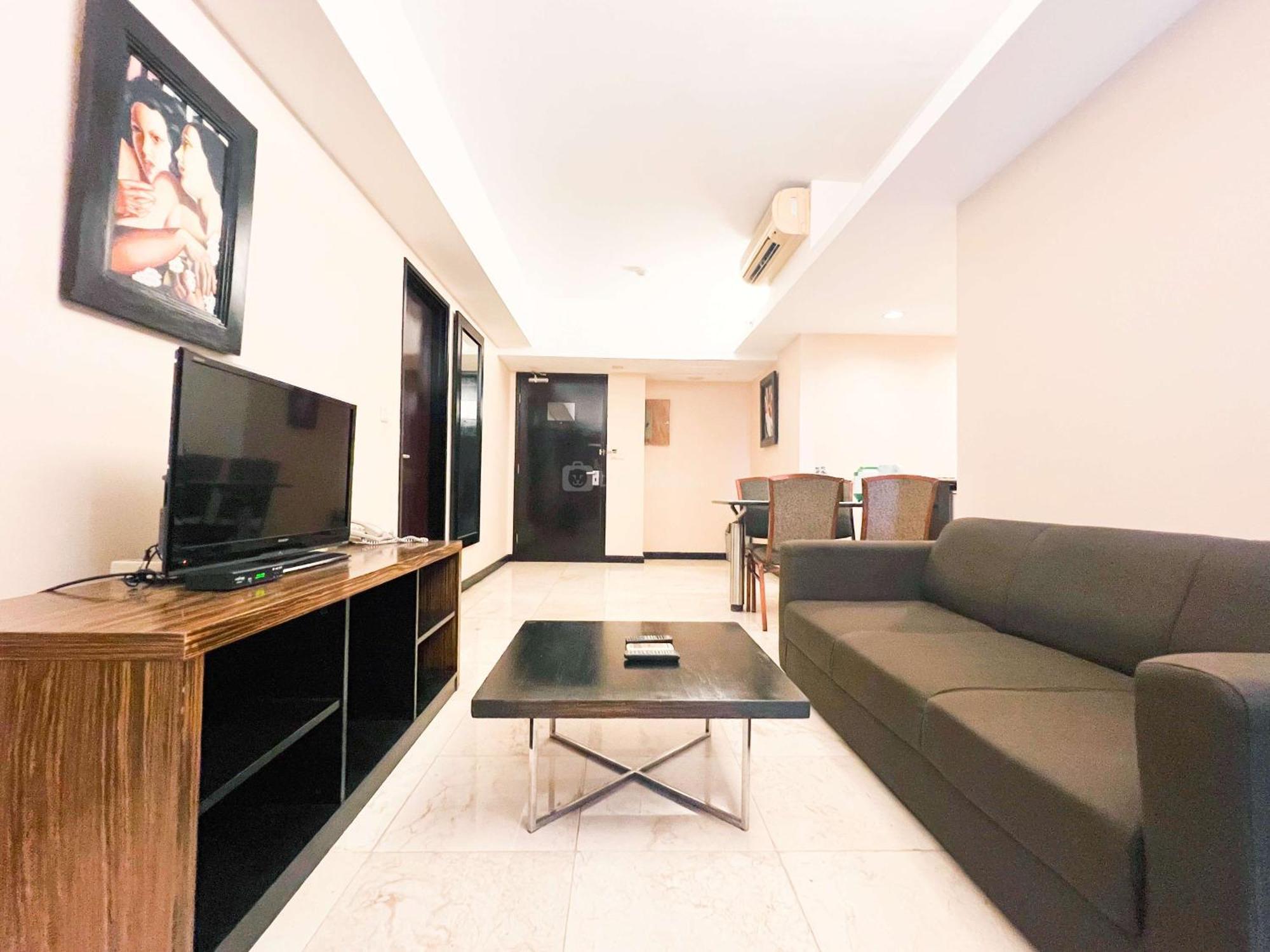 Cozy Living And Spacious 2br Braga Walk By Travelio Bandung