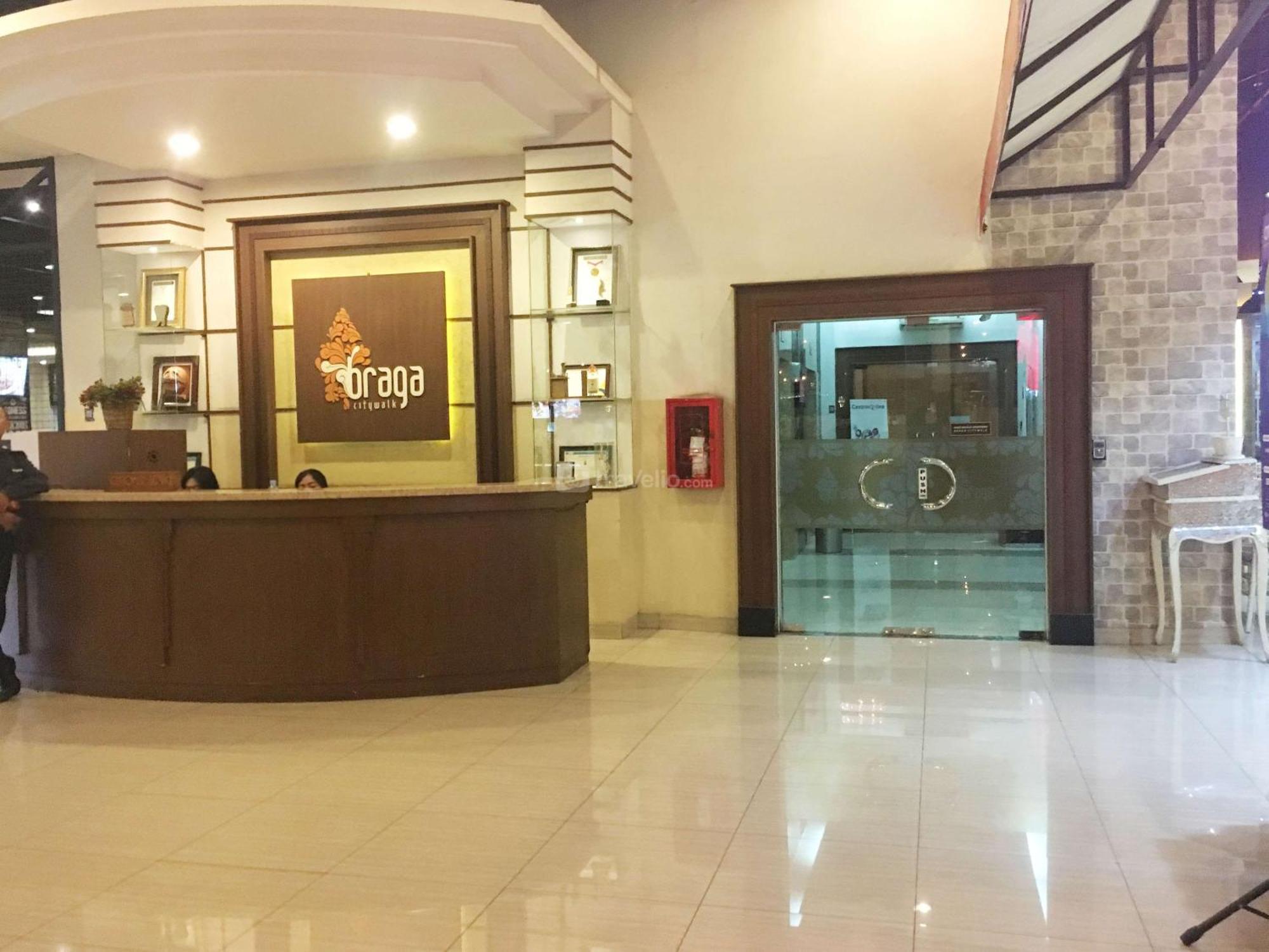 Apartemen Cozy Living And Spacious 2br Braga Walk By Travelio