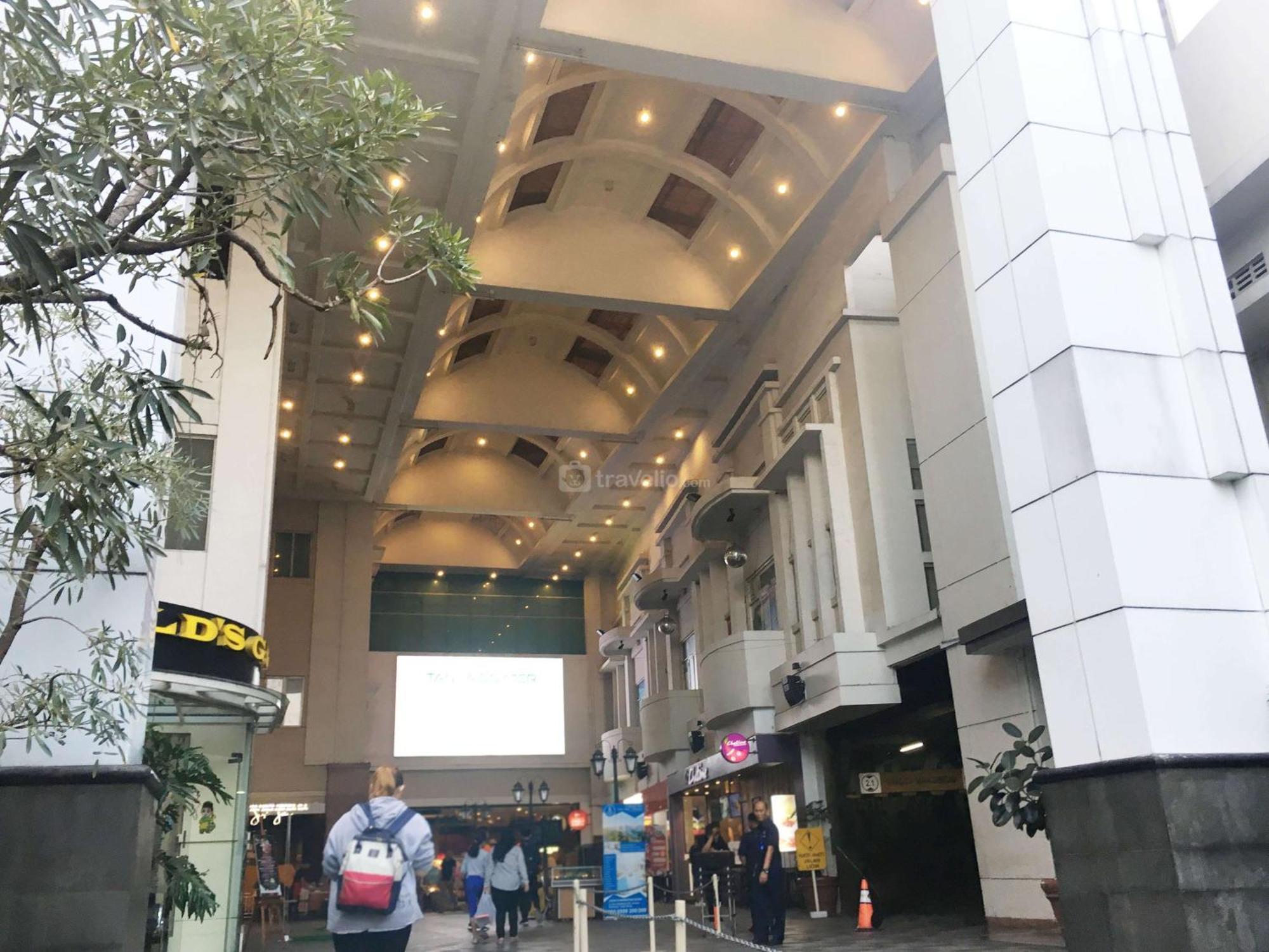 Apartemen Cozy Living And Spacious 2br Braga Walk By Travelio *