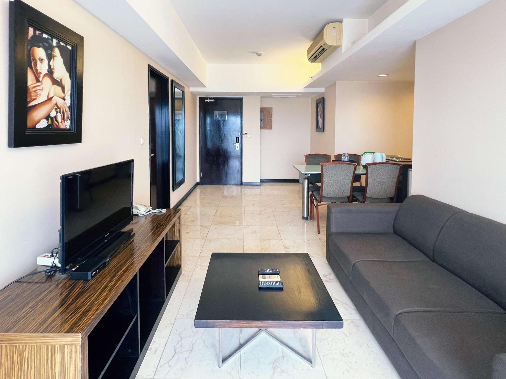 Cozy Living And Spacious 2br Braga Walk By Travelio Apartemen Bandung